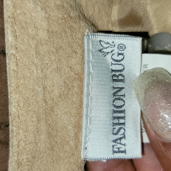 Suede skirt - Picture 3 of 6